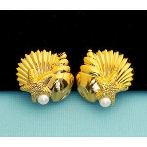 Vintage Seashell and Faux Pearls Clip On Earrings by Avon - E1